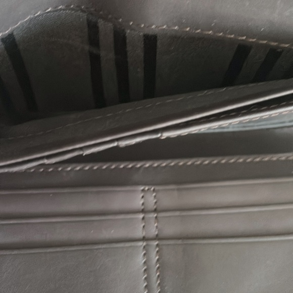 Frye Melissa Brown Distressed Trifold Leather Wallet - Picture 9 of 15